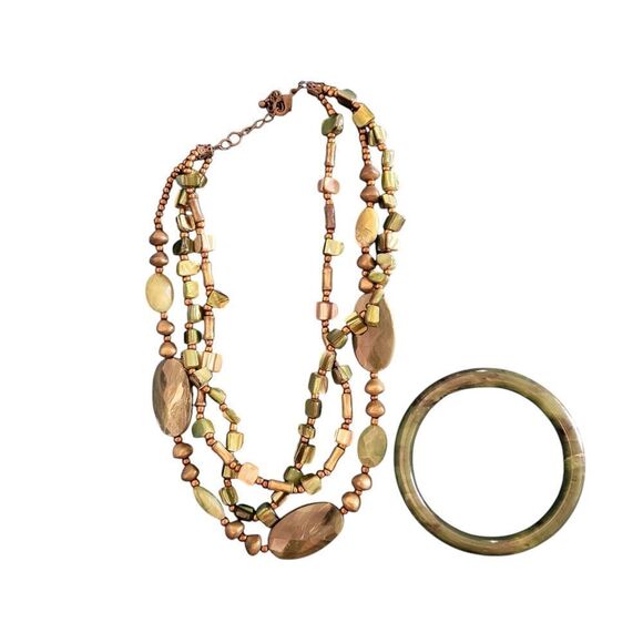 Chic Beaded Necklace and Bracelet Set - Green and Gold - Picture 2 of 6